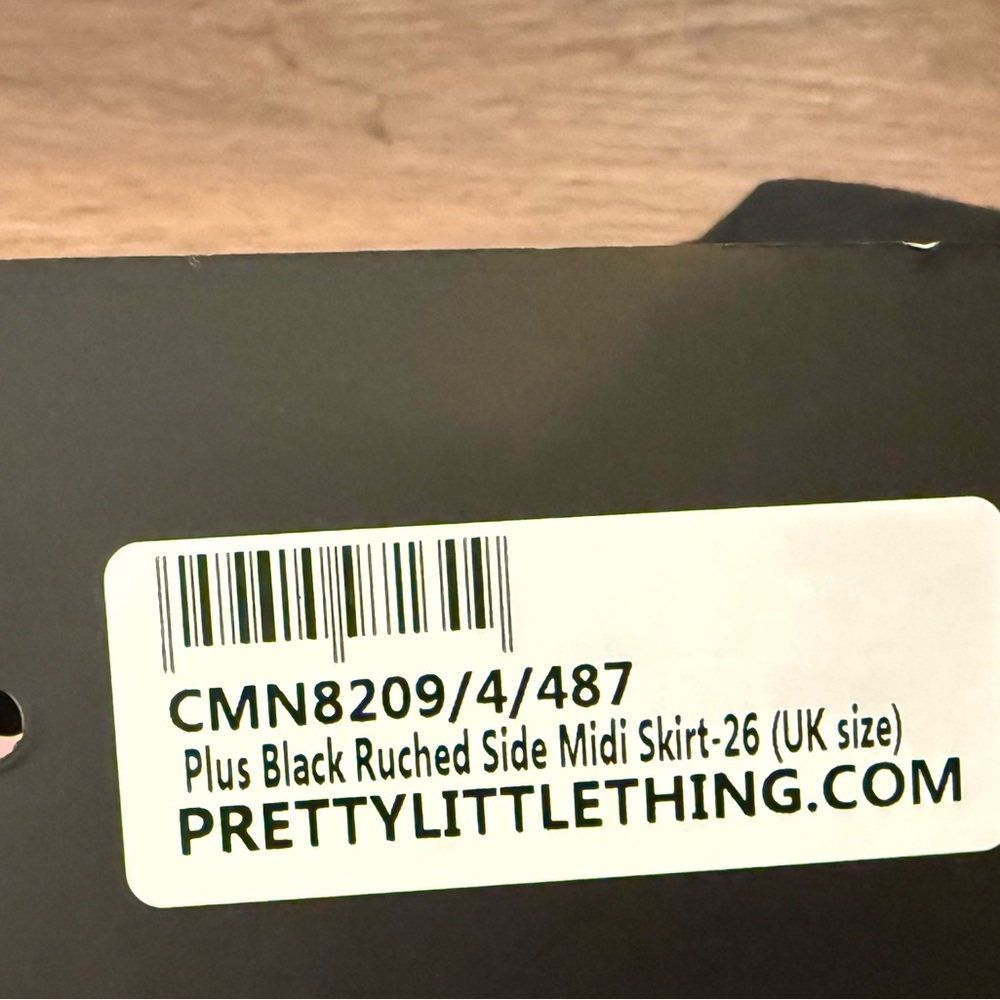 Pretty Little Things Black Side Ruched Midi Skirt US 22/ UK 26 New - Picture 3 of 10